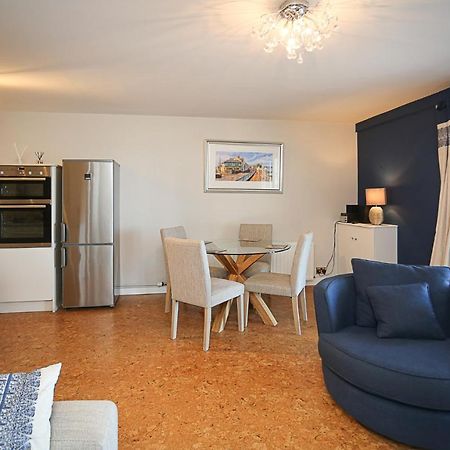 Holywood Sea Renity Apartment Ngoại thất bức ảnh