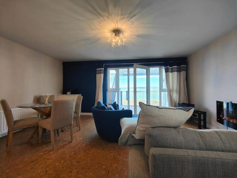 Holywood Sea Renity Apartment Ngoại thất bức ảnh